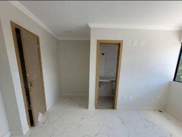 Casa com 3 quartos à venda em Belo Horizonte, no bairro Santa Rosa