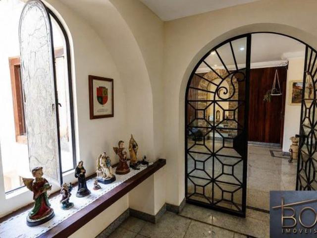 Casa com 3 quartos à venda em Belo Horizonte, no bairro Serra