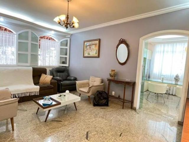 Casa com 3 quartos à venda em Belo Horizonte, no bairro Planalto
