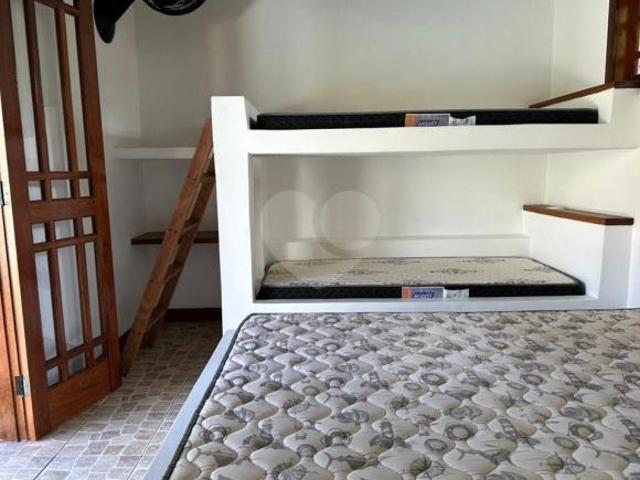 Casa com 3 quartos à venda em Boracéia SP