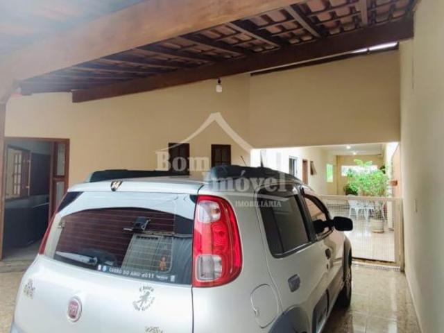 Casa com 3 quartos à venda em Campo Belo, no bairro Centenário