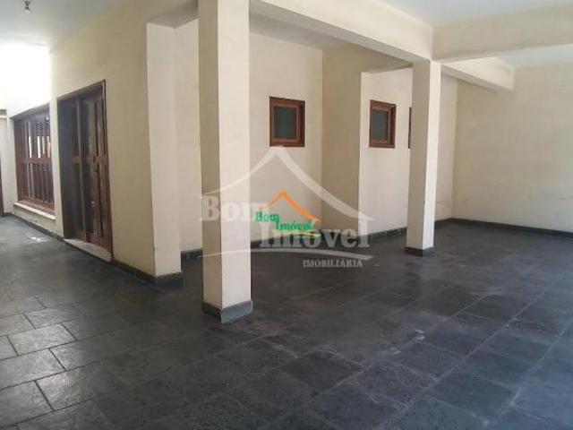 Casa com 3 quartos à venda em Campo Belo, no bairro Centro