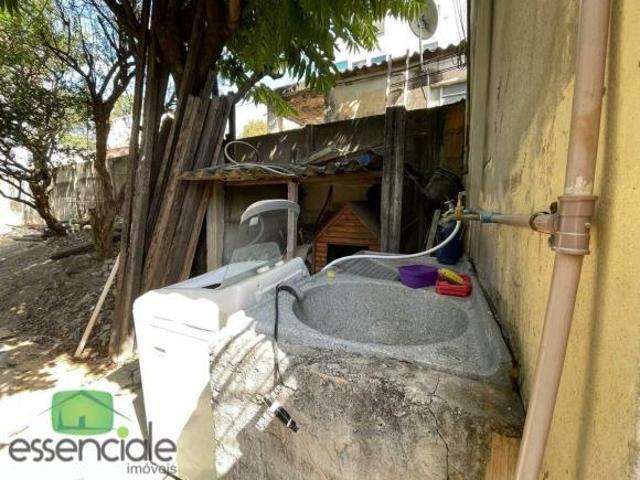 Casa com 3 quartos à venda em Contagem, no bairro Novo Riacho