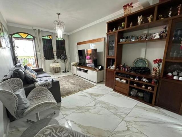 Casa com 3 quartos à venda em Contagem, no bairro Parque Recreio