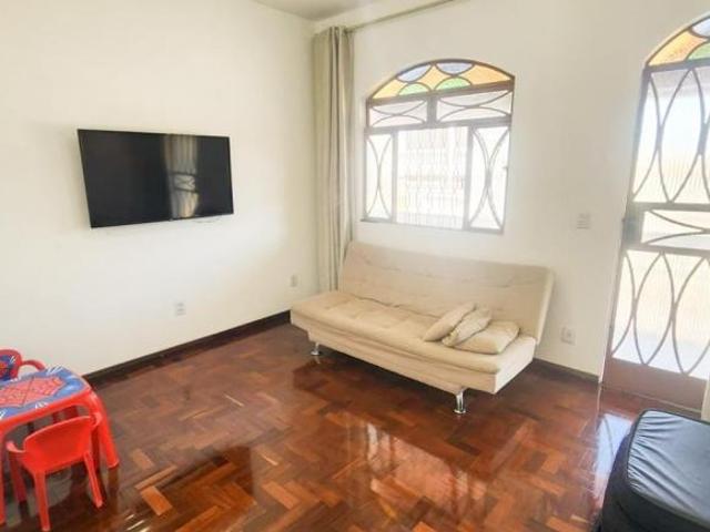 Casa com 3 quartos à venda em Contagem, no bairro Vila Pérola
