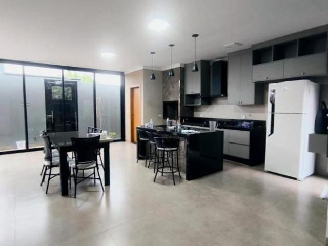 Casa com 3 quartos à venda em Fernandópolis, no bairro Residencial Mário Benez