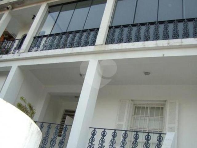 Casa com 3 quartos à venda em Jardim das bandeiras SP