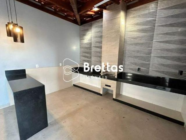 Casa com 3 quartos à venda em Lavras, no bairro Ouro Verde
