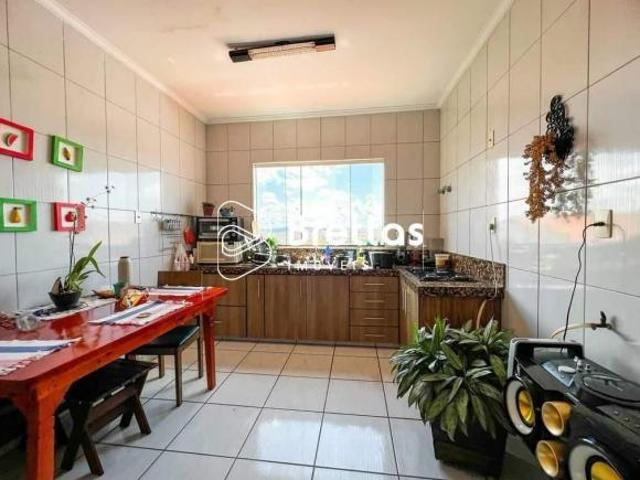 Casa com 3 quartos à venda em Lavras, no bairro Jardim Magnólias Ii
