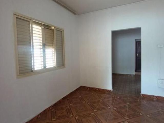 Casa com 3 quartos à venda em Nepomuceno, no bairro Centro