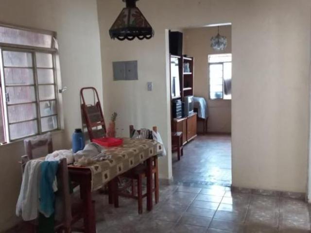 Casa com 3 quartos à venda em Nepomuceno, no bairro Centro