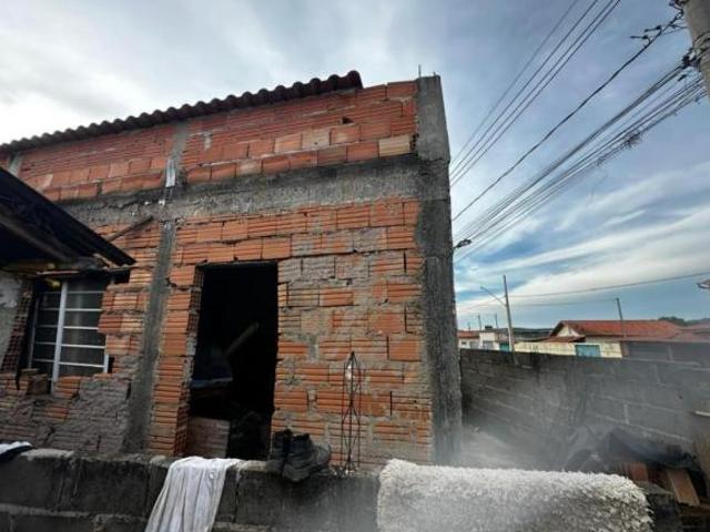 Casa com 3 quartos à venda em Nepomuceno, no bairro Cohab