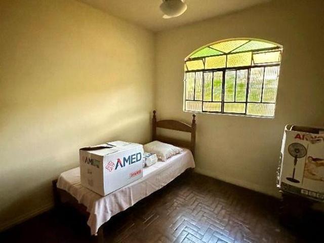 Casa com 3 quartos à venda em Sabará, no bairro Nações Unidas