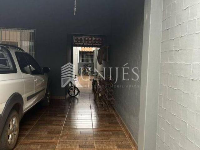 Casa com 3 quartos à venda no Bairro Catulina III