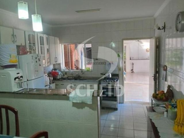 Casa com 3 quartos a venda no Bairro de Interlagos