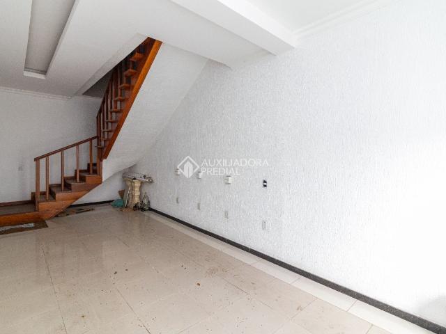 Casa com 3 quartos e 400m² para alugar em Floresta, Porto Alegre