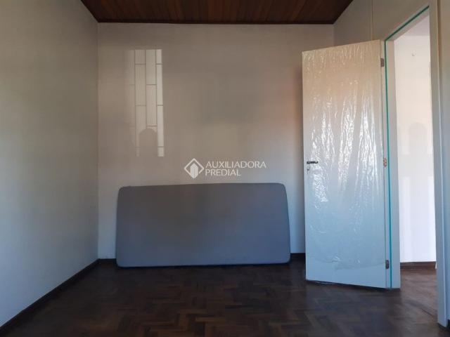 Casa com 3 quartos e 78m² para alugar em Vila Parque Brasília, Cachoeirinha