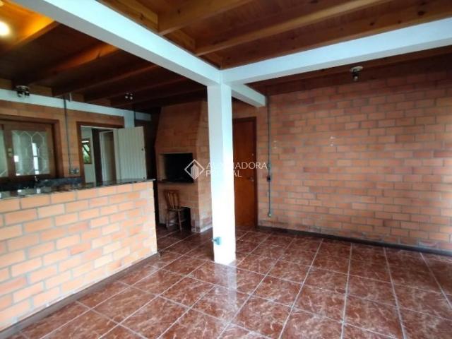 Casa com 3 quartos e 100m² para alugar em Palace Hotel, Canela