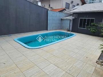 Casa com 3 quartos e 105m² para alugar em Praia dos Amores, Balneário Camboriú