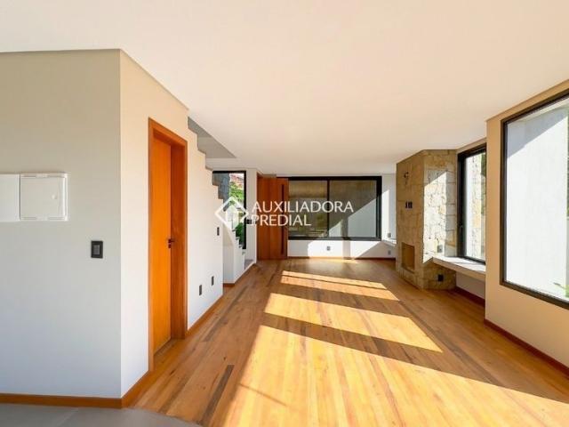 Casa com 3 quartos e 150m² para alugar em Panorâmico, Garopaba