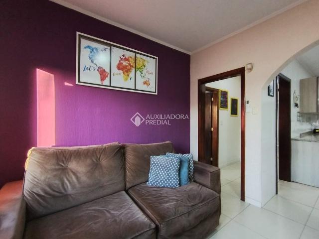 Casa com 3 quartos e 177m² para alugar em Estância Velha, Canoas