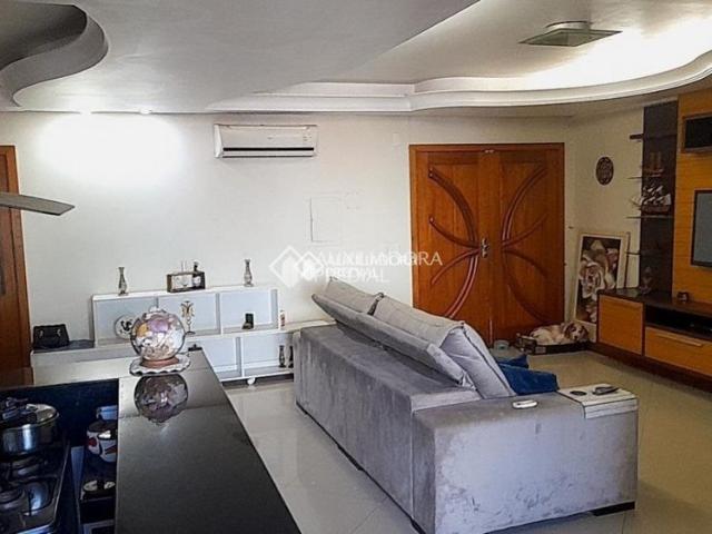 Casa com 3 quartos e 183m² para alugar em Jardim Itu, Porto Alegre