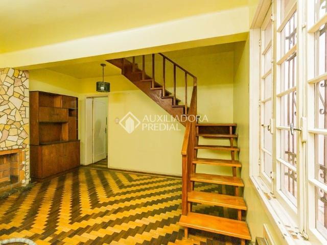 Casa com 3 quartos e 184m² para alugar em Petrópolis, Porto Alegre