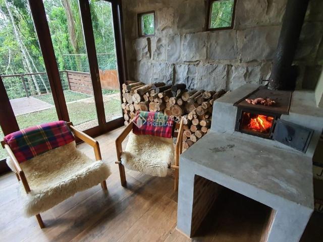 Casa com 3 quartos e 250m² para alugar em Mato Queimado, Gramado