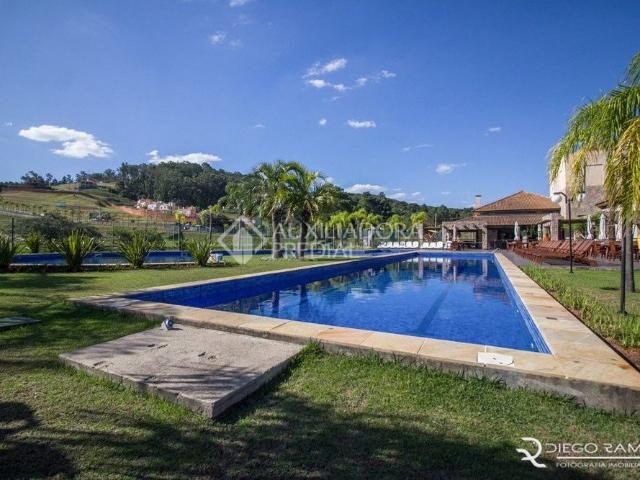 Casa com 3 quartos e 250m² para alugar em Vila Nova, Porto Alegre