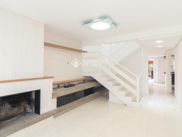 Casa com 3 quartos e 260m² para alugar em Ipanema, Porto Alegre