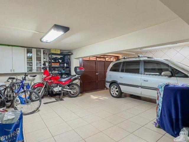 Casa com 3 Quartos e 2 vagas à venda, 344 m² por R$ 2.800.000,00