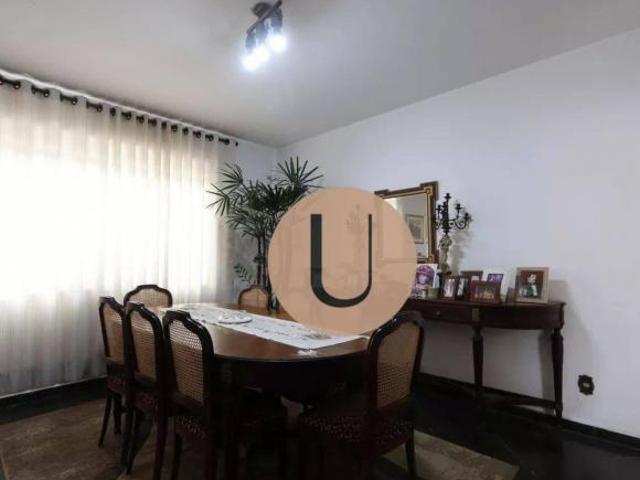 Casa com 3 quartos e 2 vagas à venda na Vila Mariana, perto do Ibirapuera, com 160 m