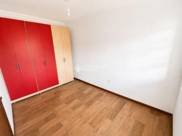 Casa com 3 quartos e 350m² para alugar em Fátima, Canoas