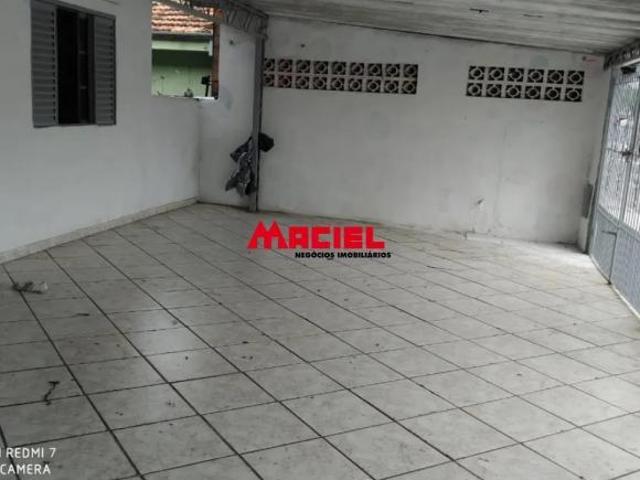 Casa com 3 Quartos e 3 banheiros c/ Edicula à Venda/Locação, 96 m² ao lado do Shopping Oriente