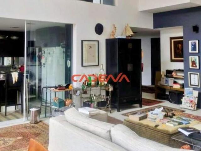 Casa com 3 quartos e 3 vagas à venda no Jardim Social