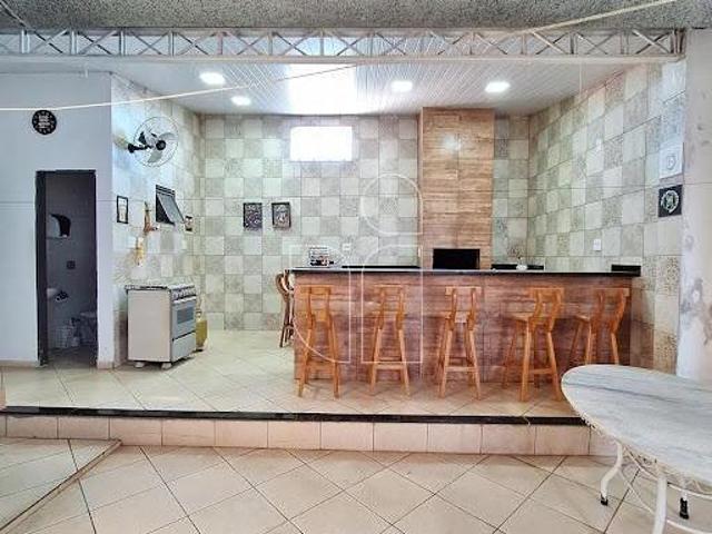 Casa com 3 Quartos e 3 Vagas, 200 m² JARDIM PLANALTO
