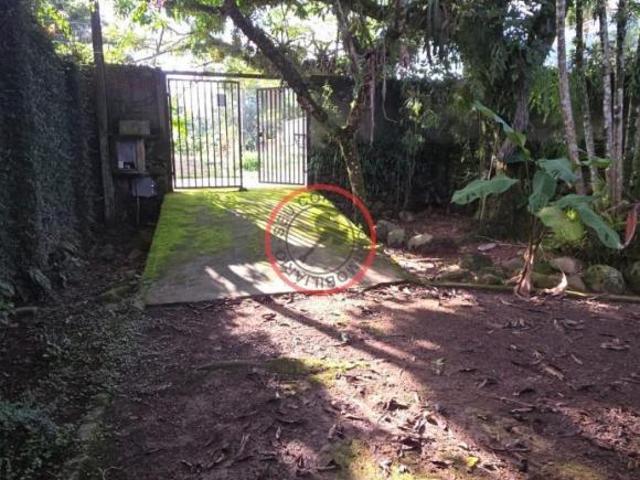 CASA COM 3 QUARTOS E MEZANINO EM TERRENO DE 360 METROS,141,60 CONSTRUIDO PARA REFORMA,INVESTIMENTO