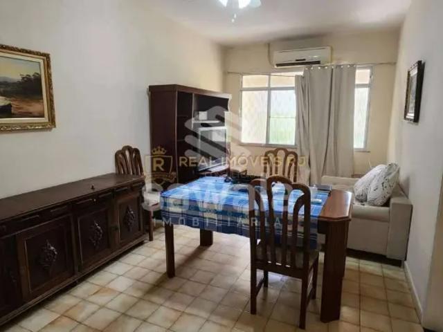 Casa com 3 Quartos e Quintal Amplo a Venda na Curicica