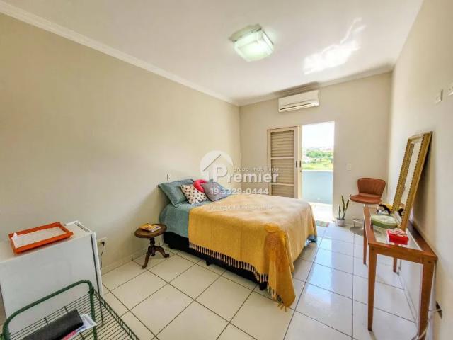 Casa com 3 Quartos e Suíte à Venda no Centro de Indaiatuba