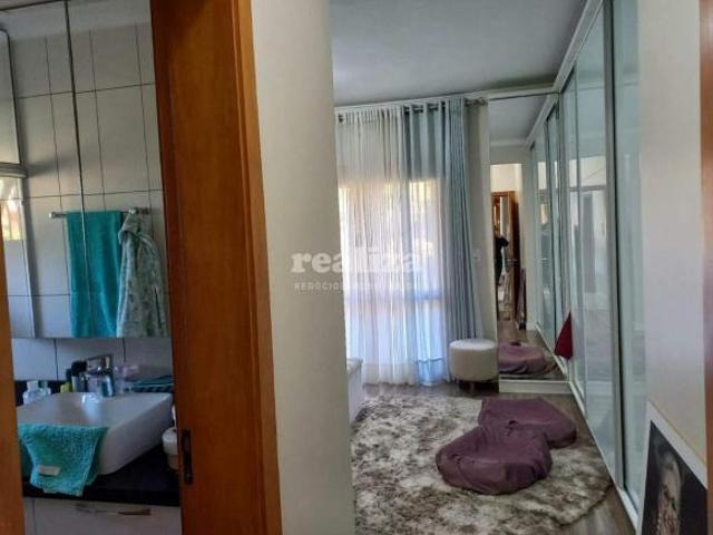 CASA COM 3 QUARTOS EM GRAMADO