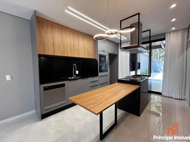 Casa Com 3 Quartos No Bom Retiro Em Joinville