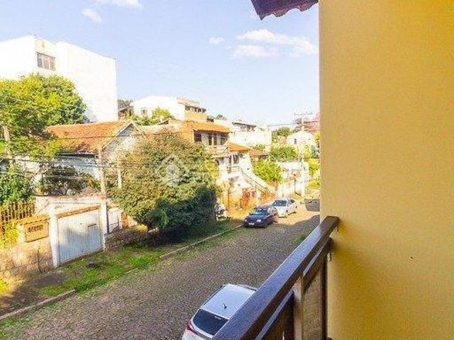Casa com 3 quartos no bairro Cavalhada