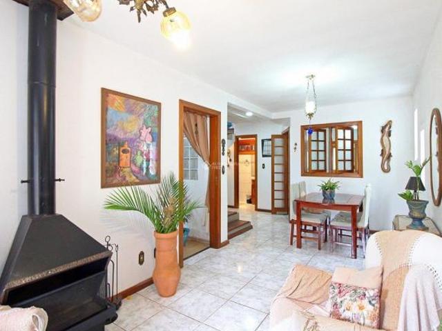 Casa com 3 quartos no bairro Tristeza