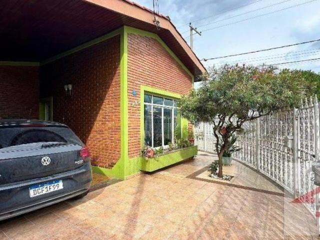 Casa com 3 quartos, sendo 1 suíte à venda, 189 m² por R$ 899.000 Vila Liberdade Jundiaí/SP