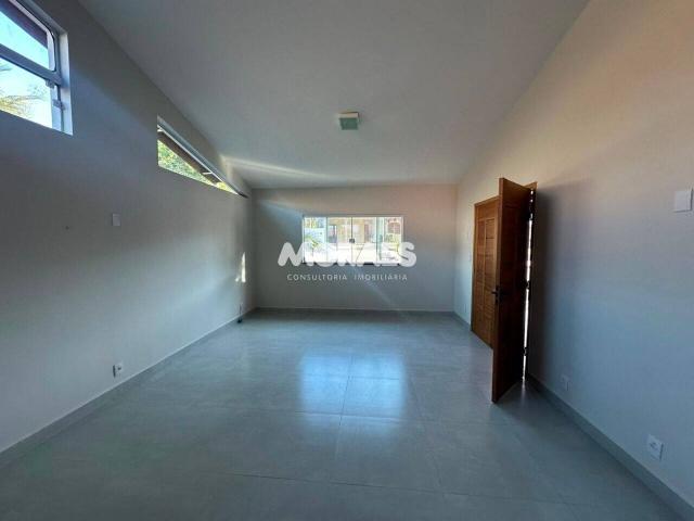 Casa com 3 quartos, sendo 1 suíte para alugar, 190 m² por R$ 5.700/mês Residencial Vale Florido Piratininga/SP