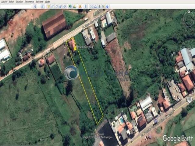 Casa com 3 quartos, sendo 2 suítes em Carmo de Minas/MG
