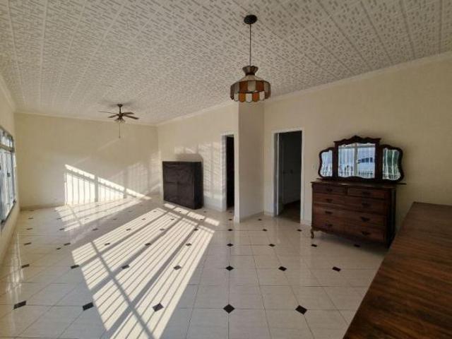 Casa com 3 Quartos para Venda, 312m², por R$ 1.190.000,00, em Jardim Bélgica, São Paulo / SP