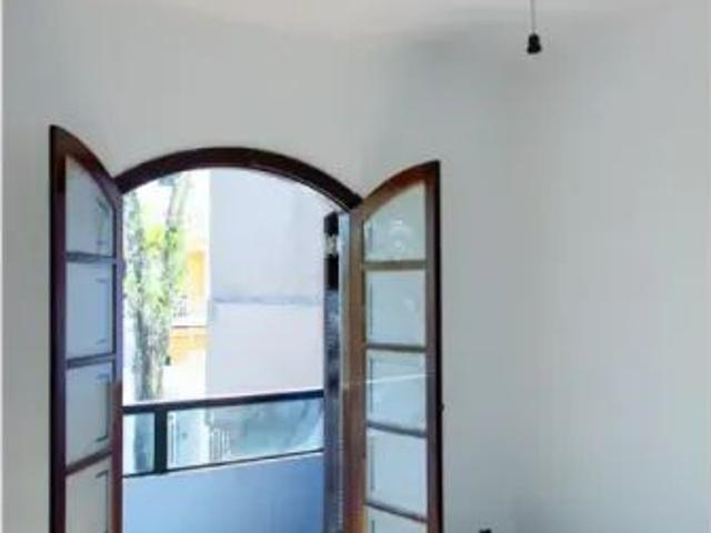 Casa com 3 Quartos para alugar, 160m² Jardim das Maravilhas