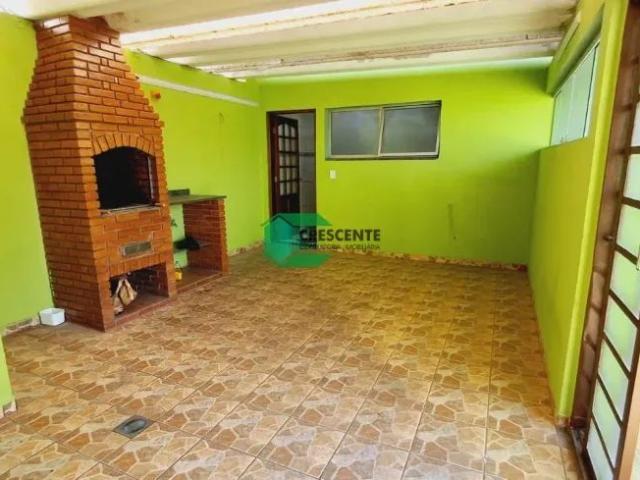 Casa com 3 Quartos para alugar, 200m² Vila Pires