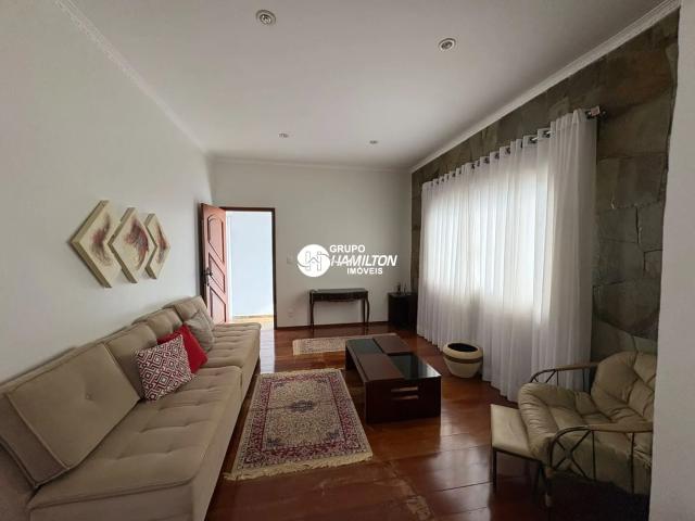 Casa com 3 quartos para alugar